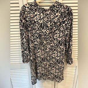 Long sleeved floral print dress